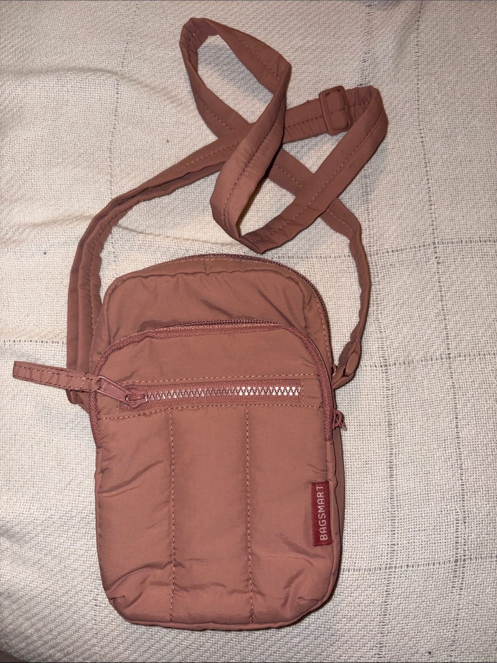 BAGSMART Compact Crossbody Bag in Dusty Rose